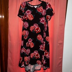 Lularoe Carly Floral Print- Size Small
